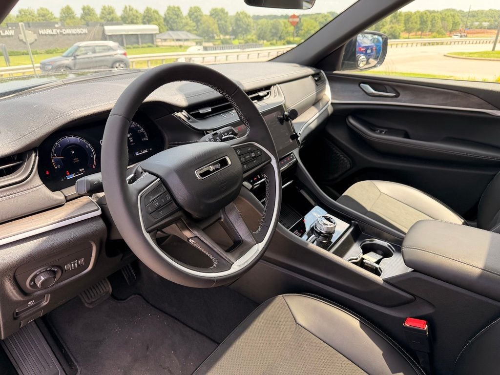 2026 Jeep Grand Cherokee L Laredo