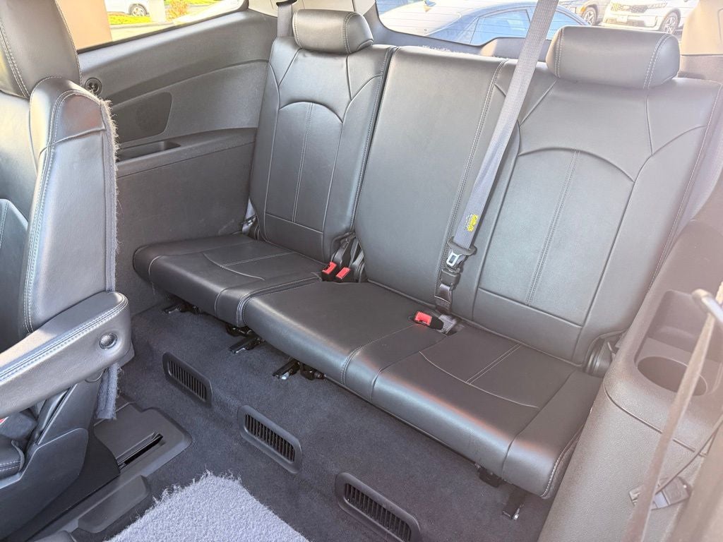 2013 Chevrolet Traverse 2LT 2LT