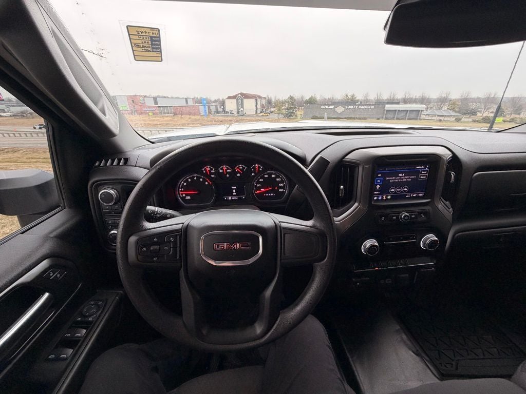 2024 GMC Sierra 2500HD Pro