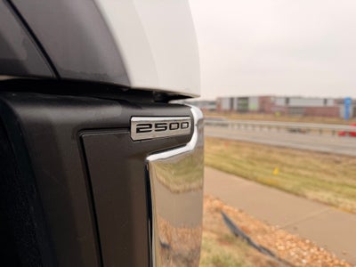 2024 GMC Sierra 2500HD Pro