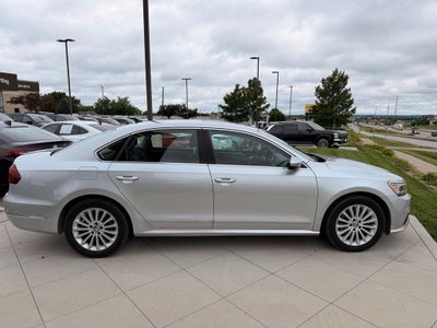 2017 Volkswagen Passat 1.8T SE