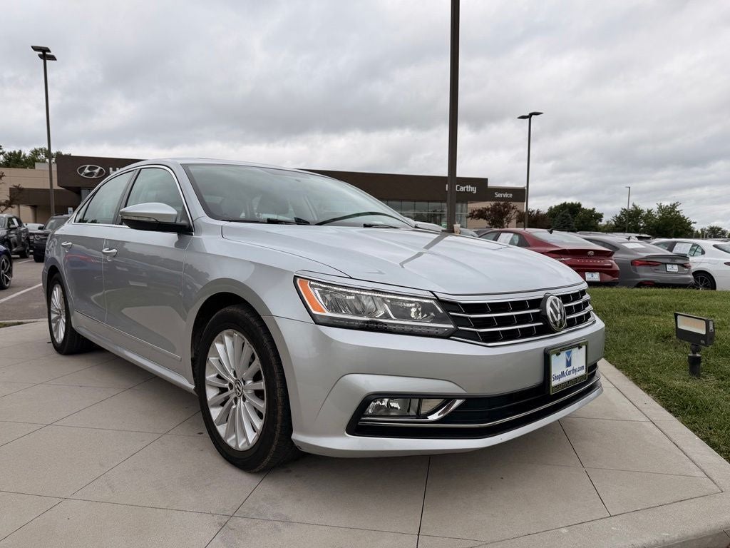 2017 Volkswagen Passat 1.8T SE
