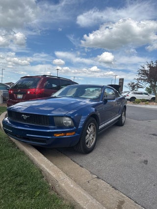 2007 Ford Mustang V6 Deluxe