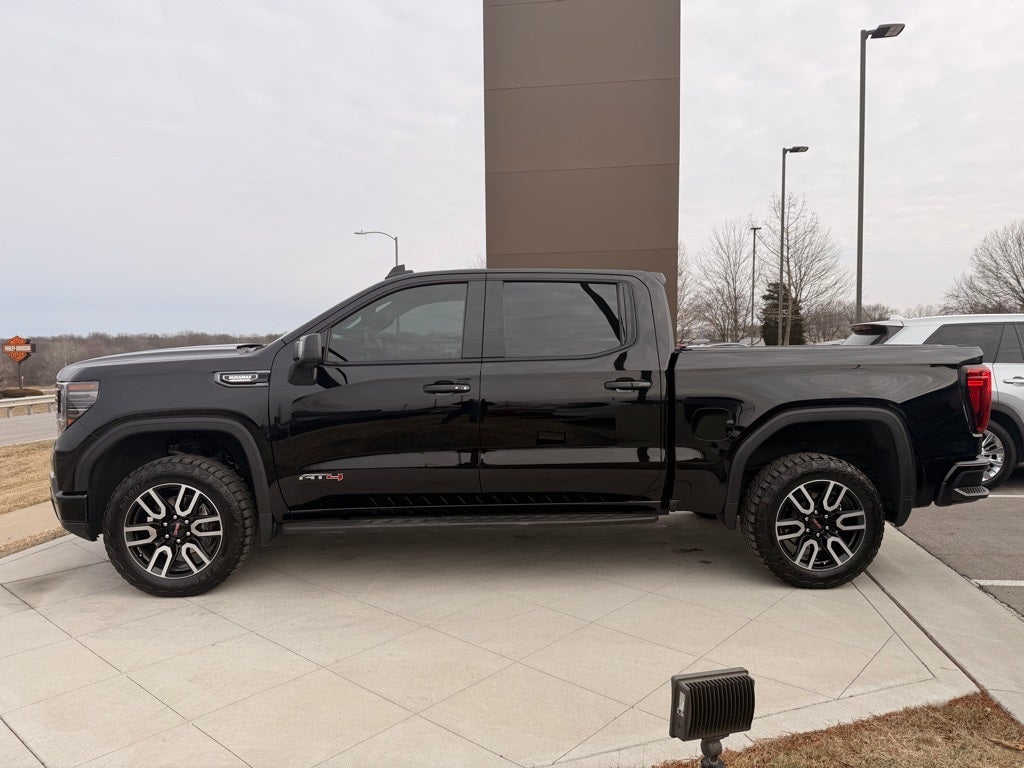 2024 GMC Sierra 1500 AT4