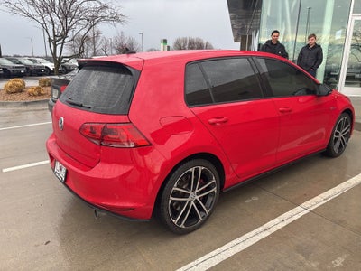 2017 Volkswagen Golf GTI Sport