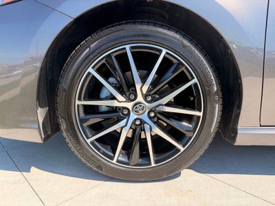 2022 Toyota Camry SE Convenience