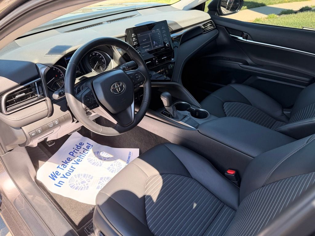 2022 Toyota Camry SE Convenience