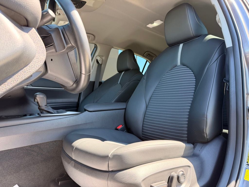 2022 Toyota Camry SE Convenience