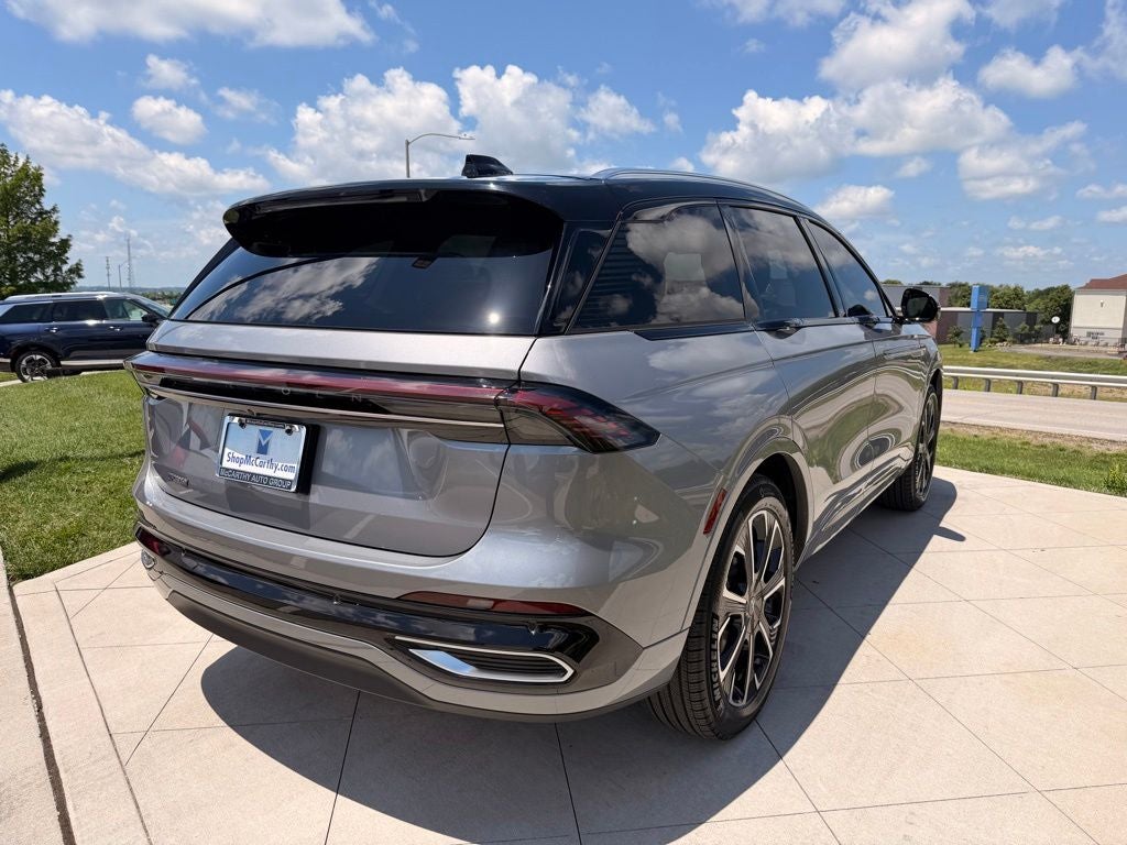2025 Lincoln Nautilus Reserve