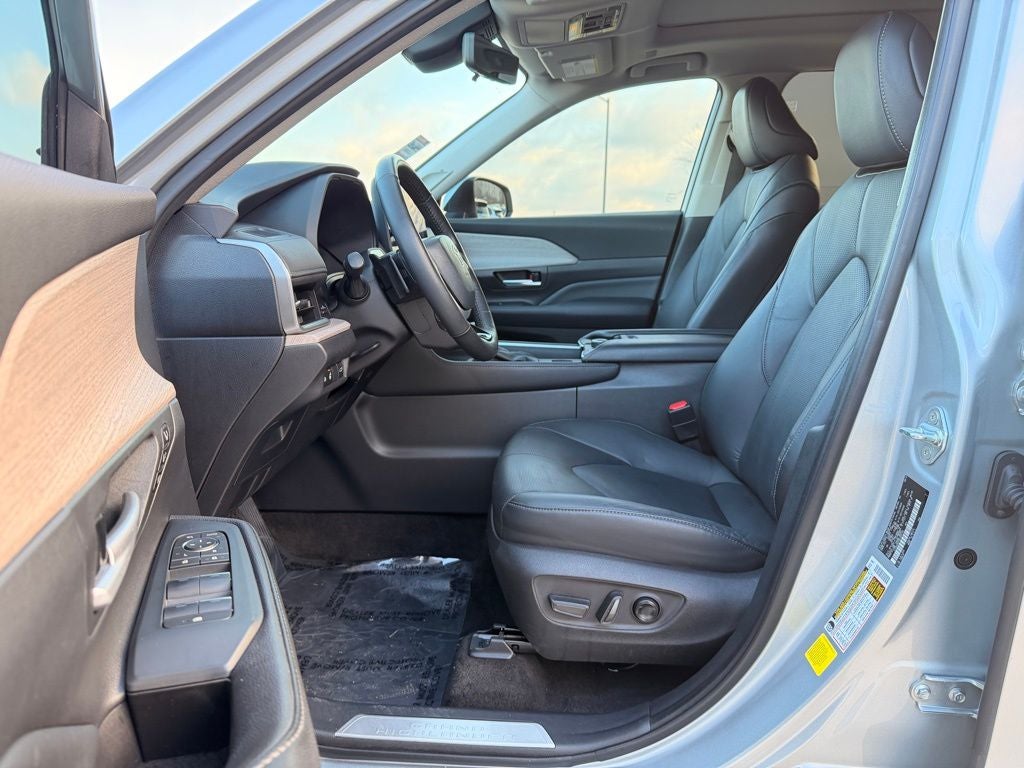 2024 Toyota Grand Highlander Platinum