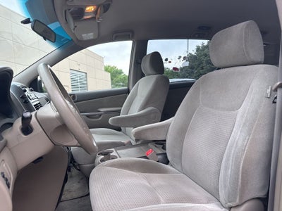 2008 Toyota Sienna CE