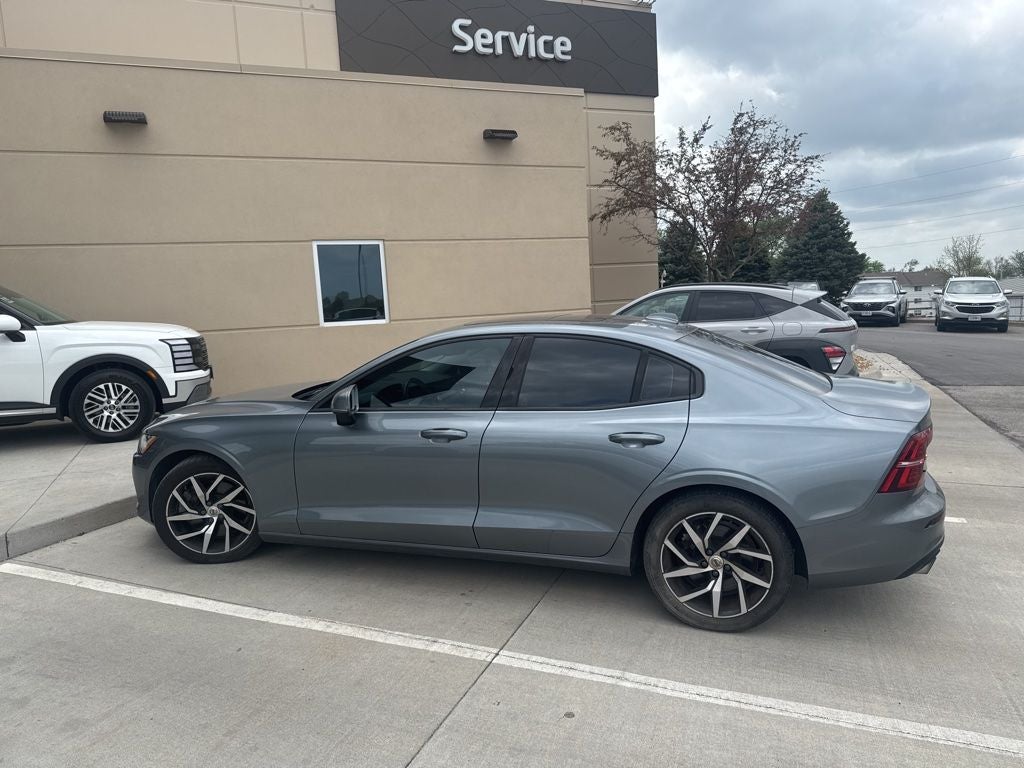 2019 Volvo S60 T6 Momentum