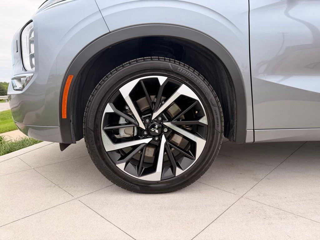 2022 Mitsubishi Outlander SEL