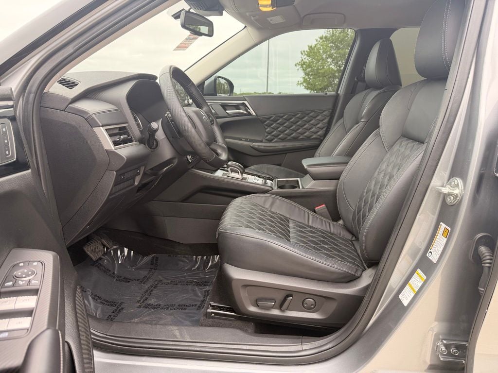 2022 Mitsubishi Outlander SEL