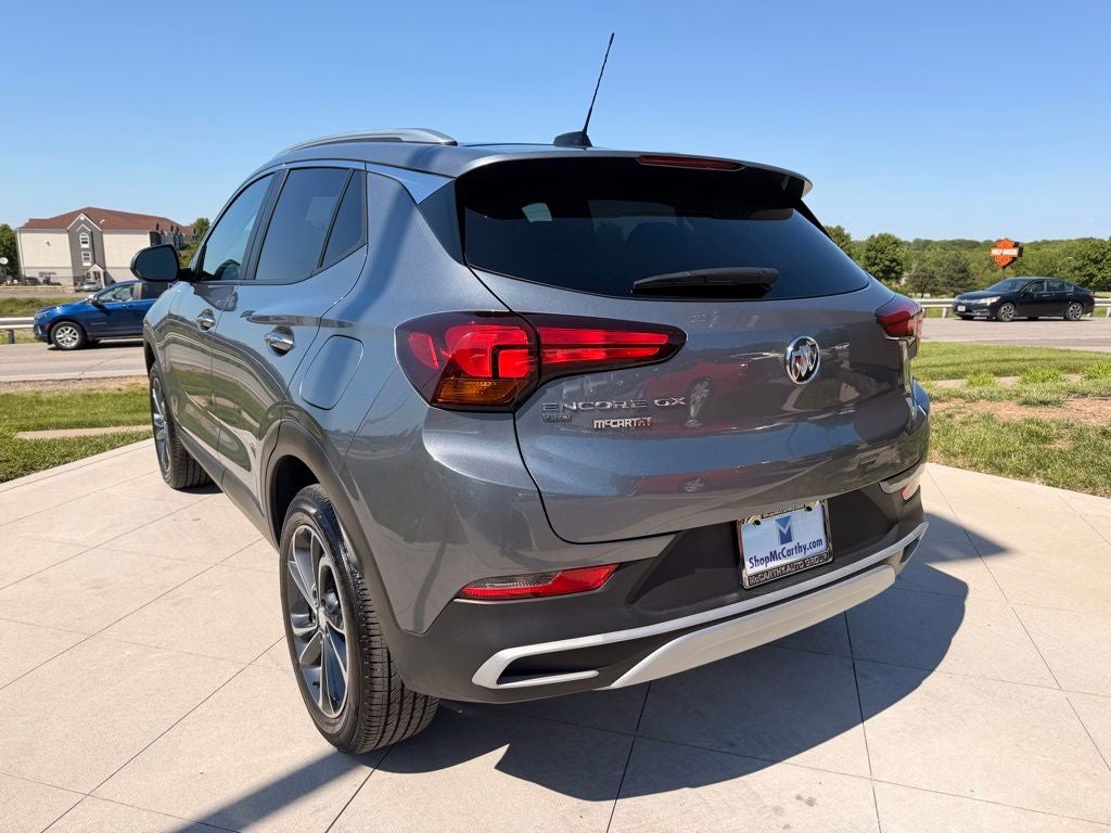 2022 Buick Encore GX Select