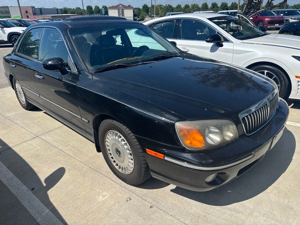 2001 Hyundai XG300 4dr Sdn
