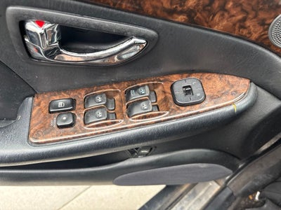 2001 Hyundai XG300 4dr Sdn