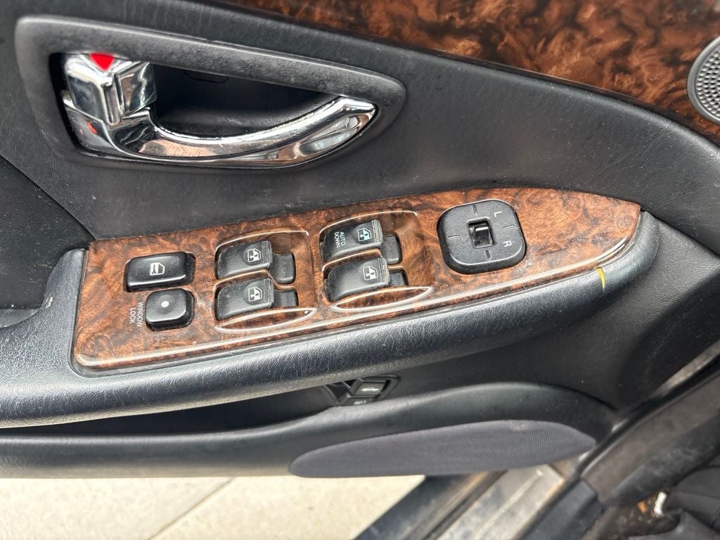 2001 Hyundai XG300 4dr Sdn