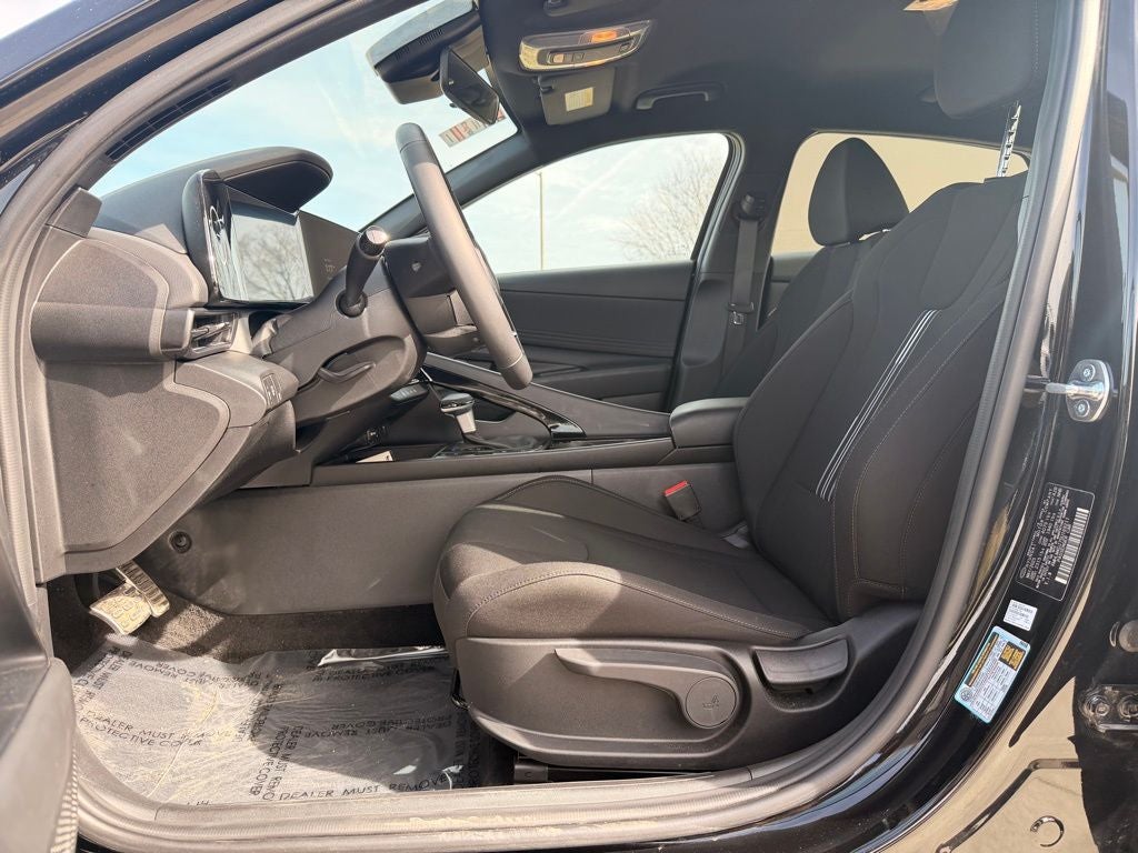 2025 Hyundai Elantra Hybrid SEL Sport