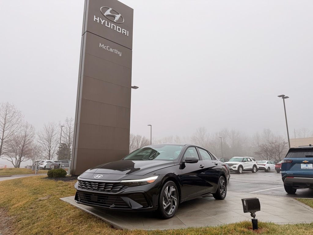 2025 Hyundai Elantra Hybrid Limited