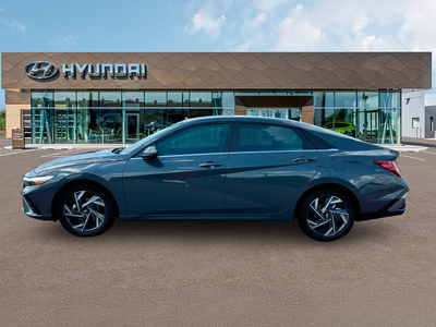 2025 Hyundai Elantra Limited