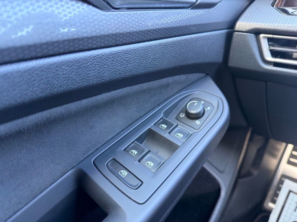 2024 Volkswagen Golf GTI 2.0T S