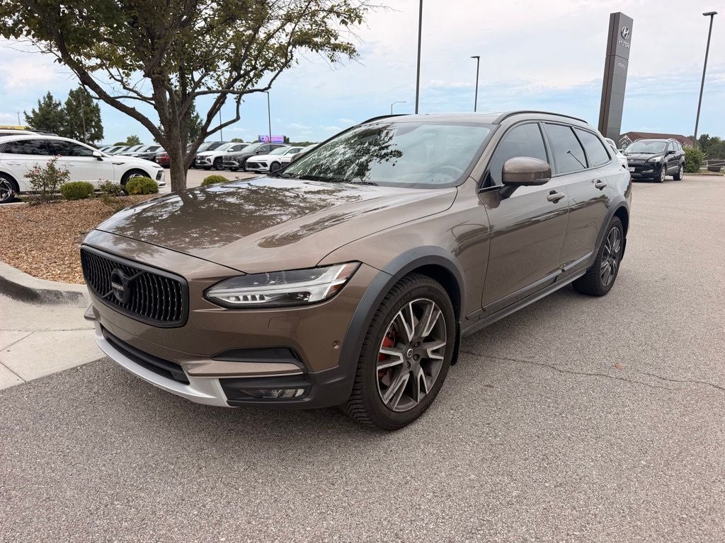 2017 Volvo V90 Cross Country T6 AWD