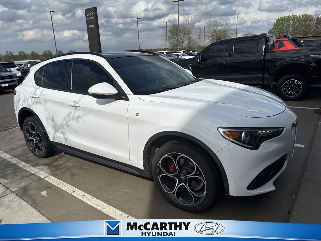 2022 Alfa Romeo Stelvio Ti