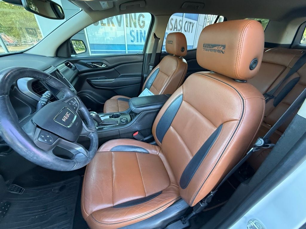 2017 GMC Acadia SLT-1