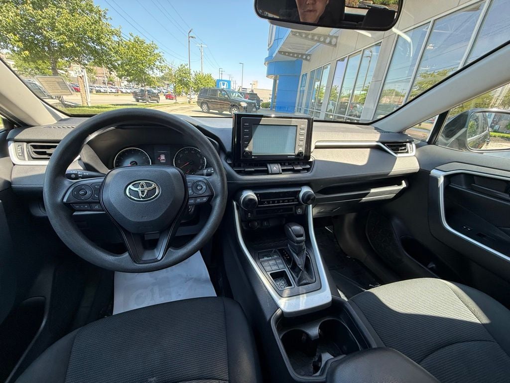 2020 Toyota RAV4 LE AWD