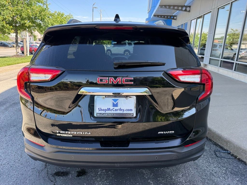 2022 GMC Terrain SLE