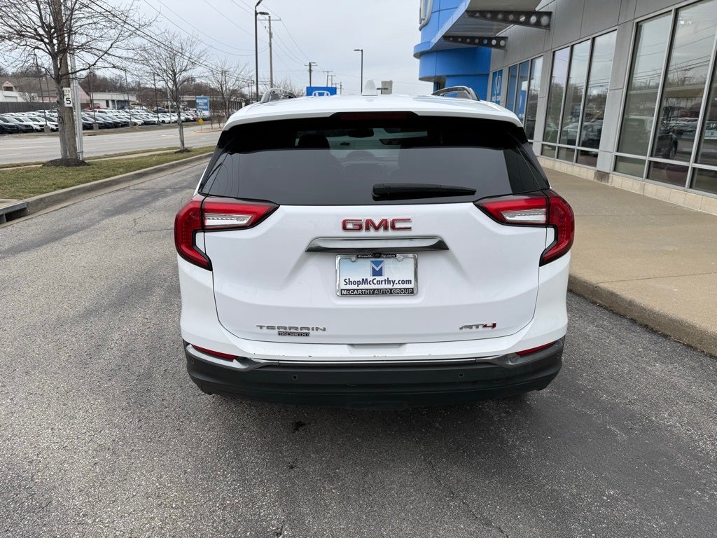 2024 GMC Terrain AT4