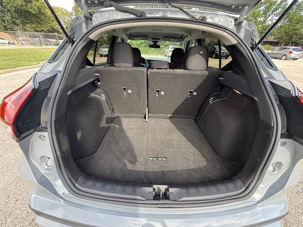 2021 Nissan Kicks SV