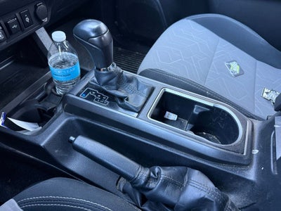 2022 Toyota Tacoma TRD Off-Road V6