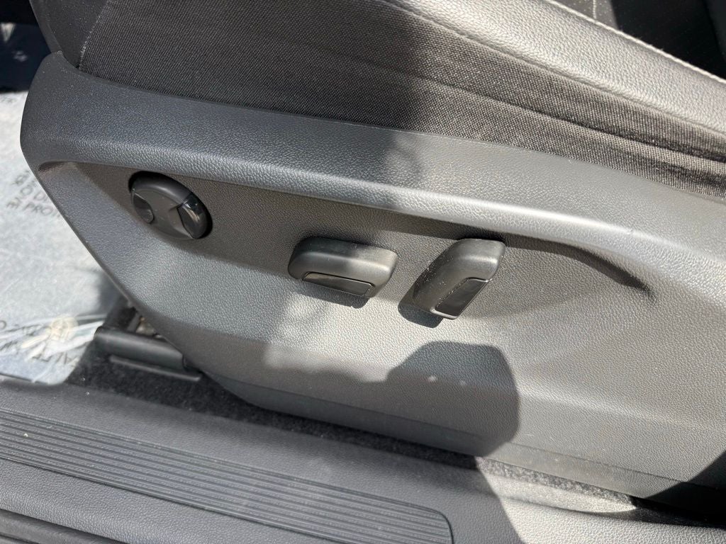 2018 Volkswagen Tiguan 2.0T SEL 4Motion