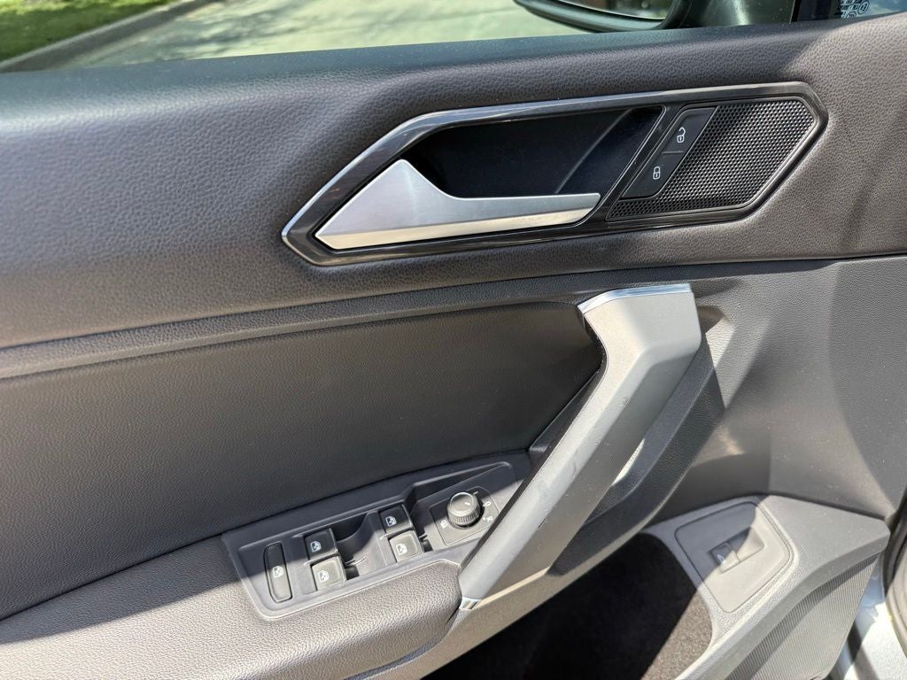 2018 Volkswagen Tiguan 2.0T SEL 4Motion