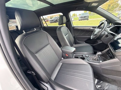 2022 Volkswagen Tiguan 2.0T SE R-Line Black
