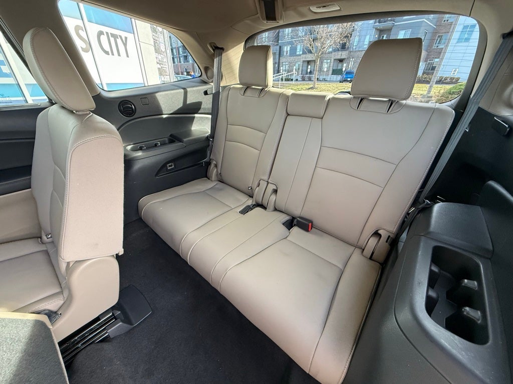 2021 Honda Pilot Touring 8 Passenger