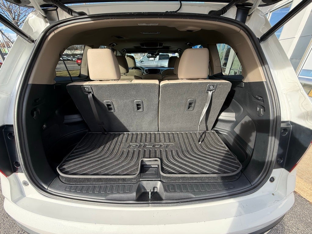 2021 Honda Pilot Touring 8 Passenger