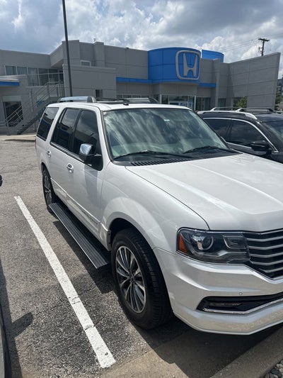 2015 Lincoln Navigator Base