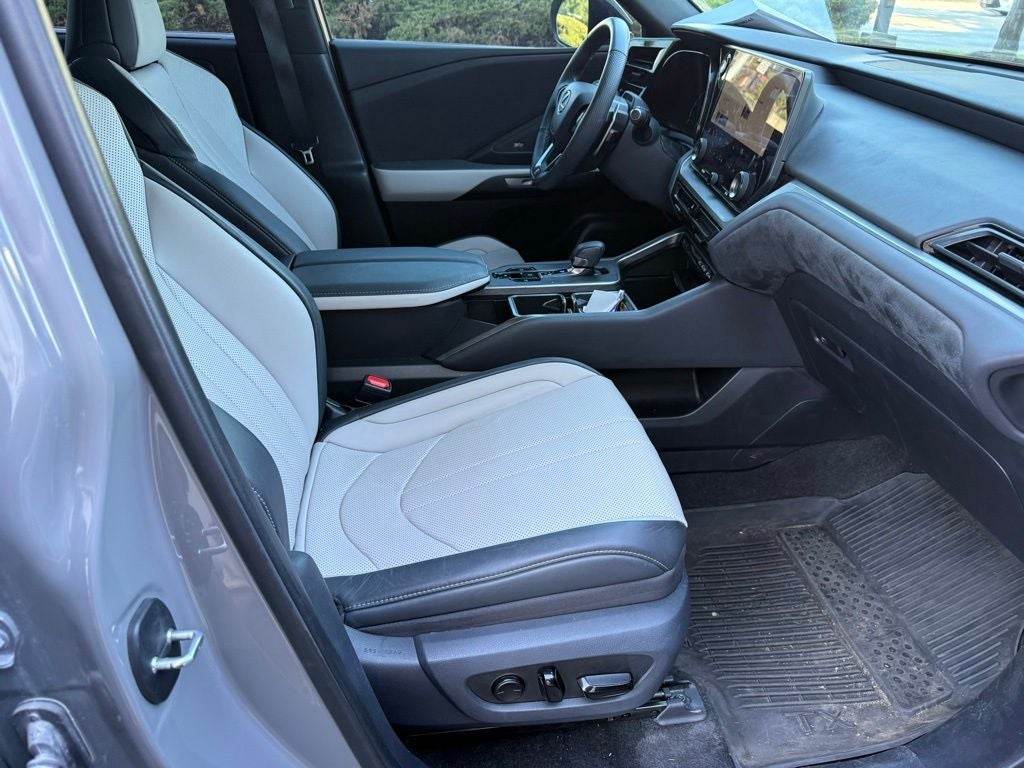 2024 Lexus TX 500h F SPORT Premium