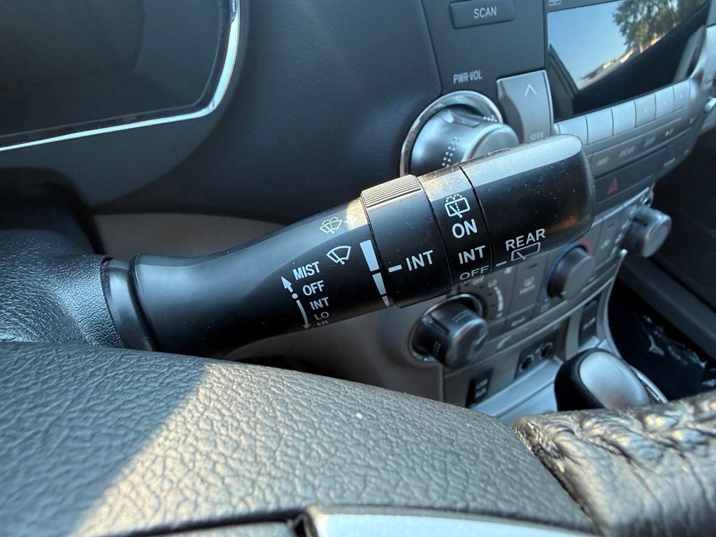 2012 Toyota Highlander SE