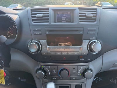 2012 Toyota Highlander SE