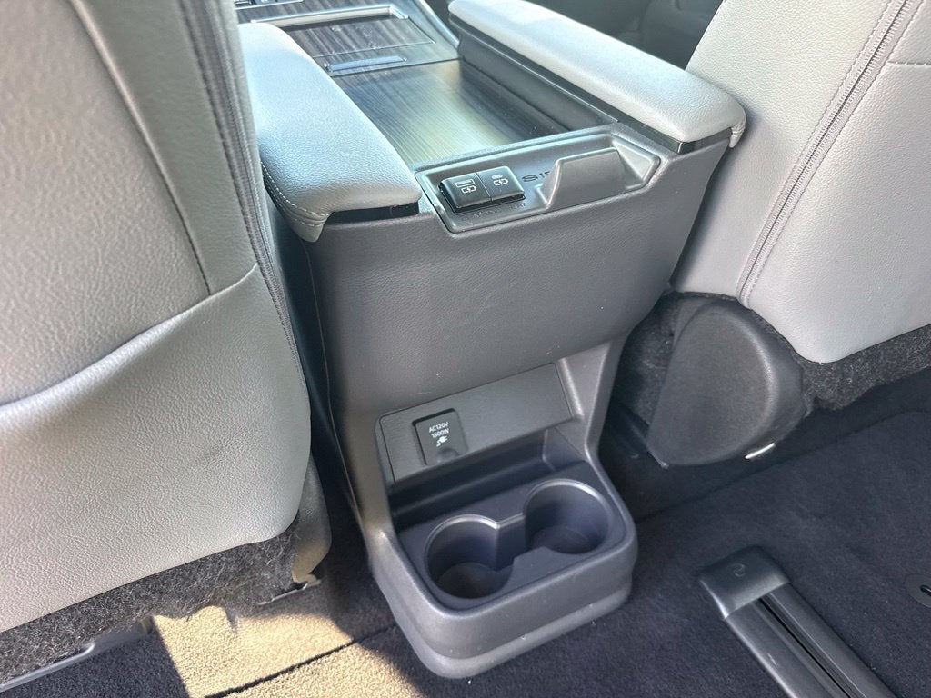2024 Toyota Sienna Limited 7 Passenger
