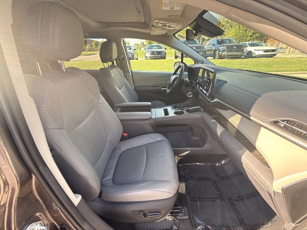2024 Toyota Sienna Limited 7 Passenger