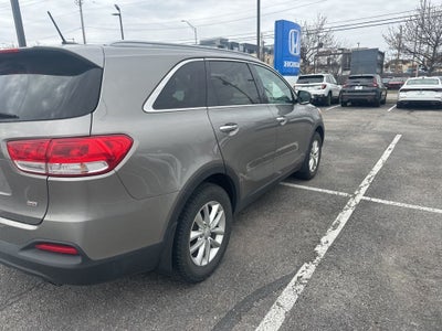 2016 Kia Sorento LX