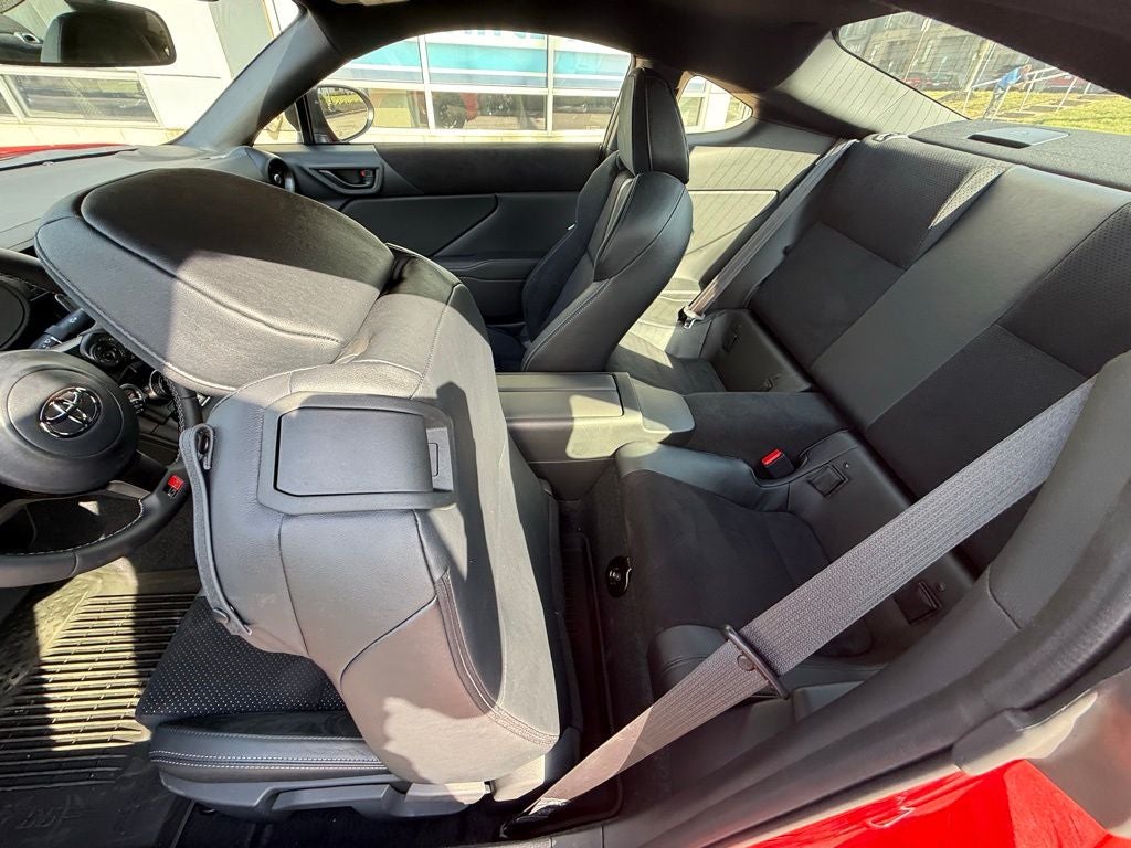 2025 Toyota GR86 Premium