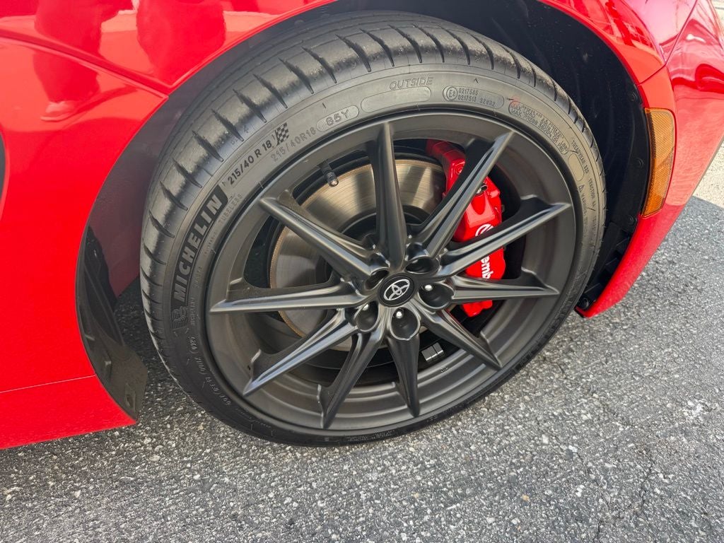 2025 Toyota GR86 Premium