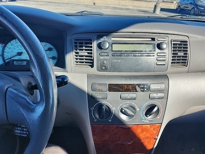 2004 Toyota Corolla LE