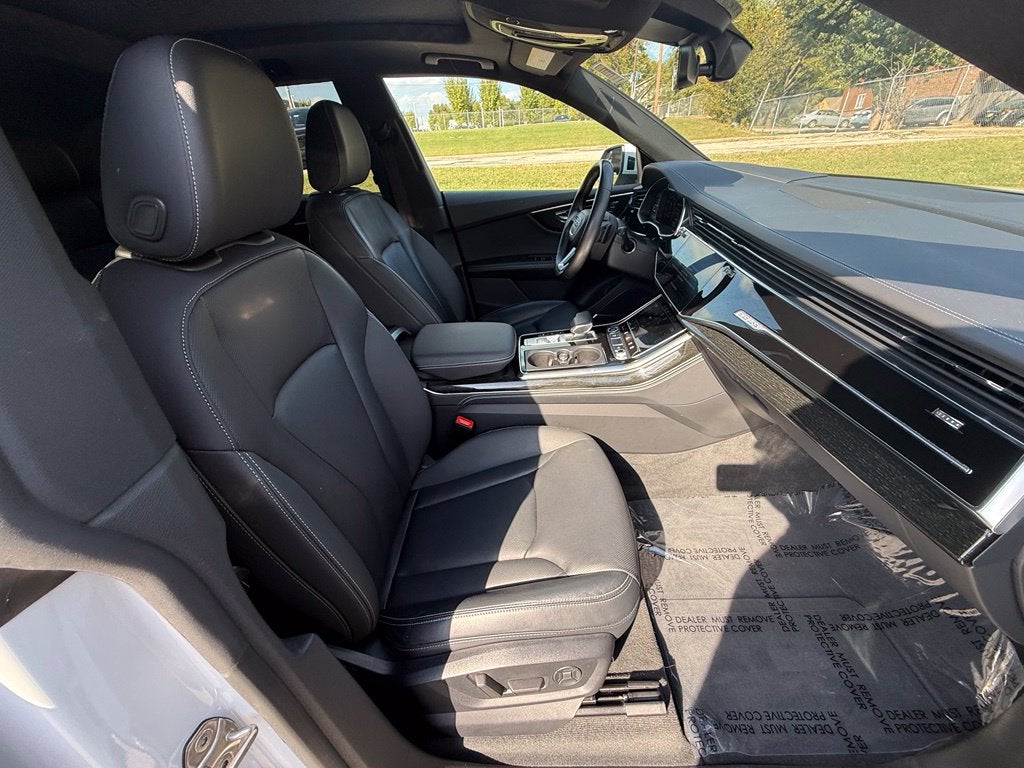 2022 Audi Q8 55 Prestige quattro